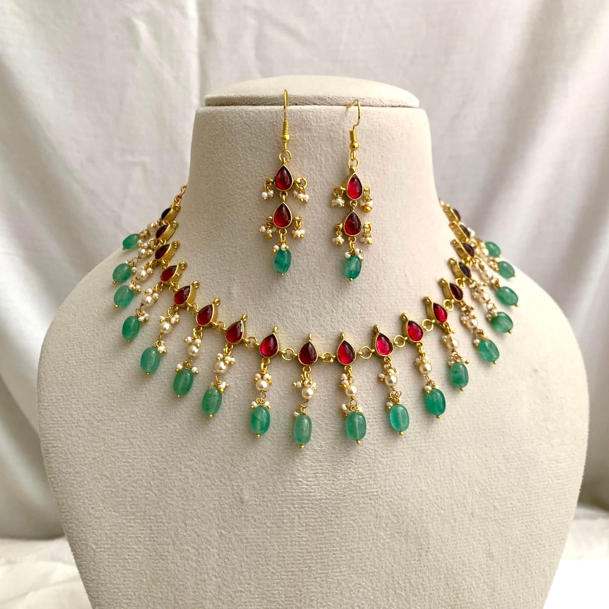 Jadau kundan semi precious jewelry
