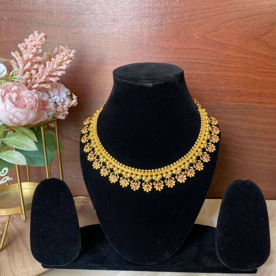 Micro gold plated flower necklace