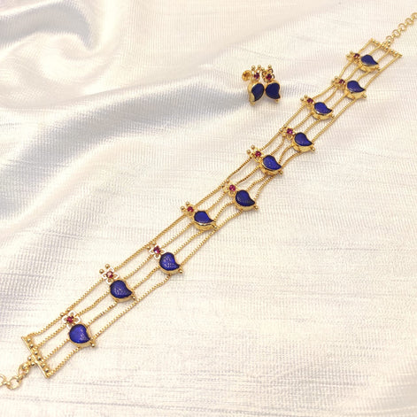 Mango choker with stud