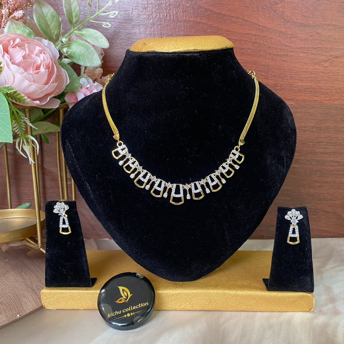 Simple diamond like jewelry
