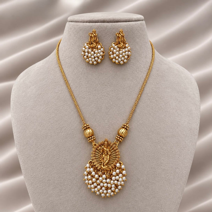 Krishna ghungroo necklace with stud
