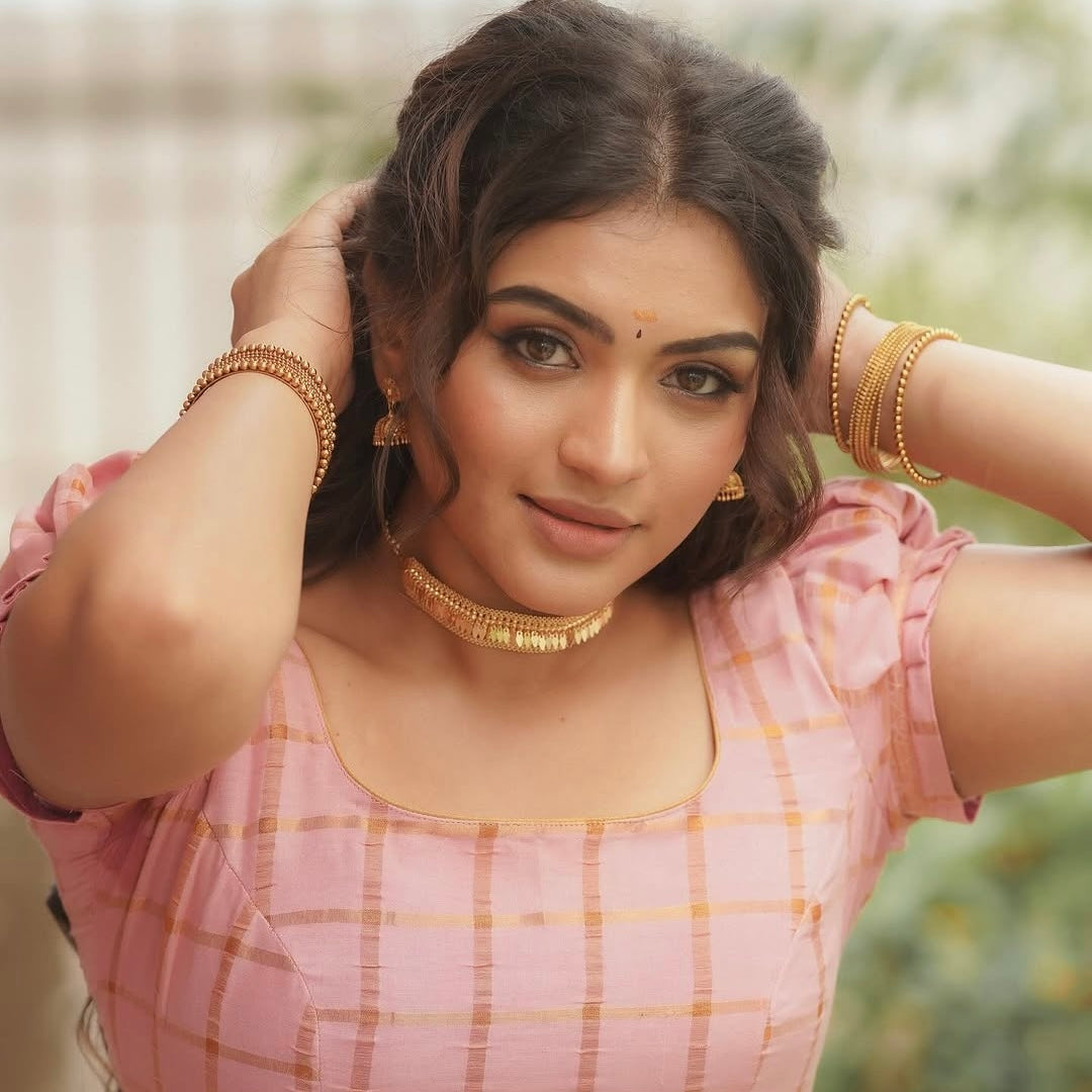 ELAKKATHALI single layer with jumka