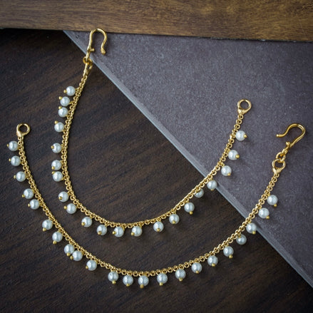 Single layer ear chain