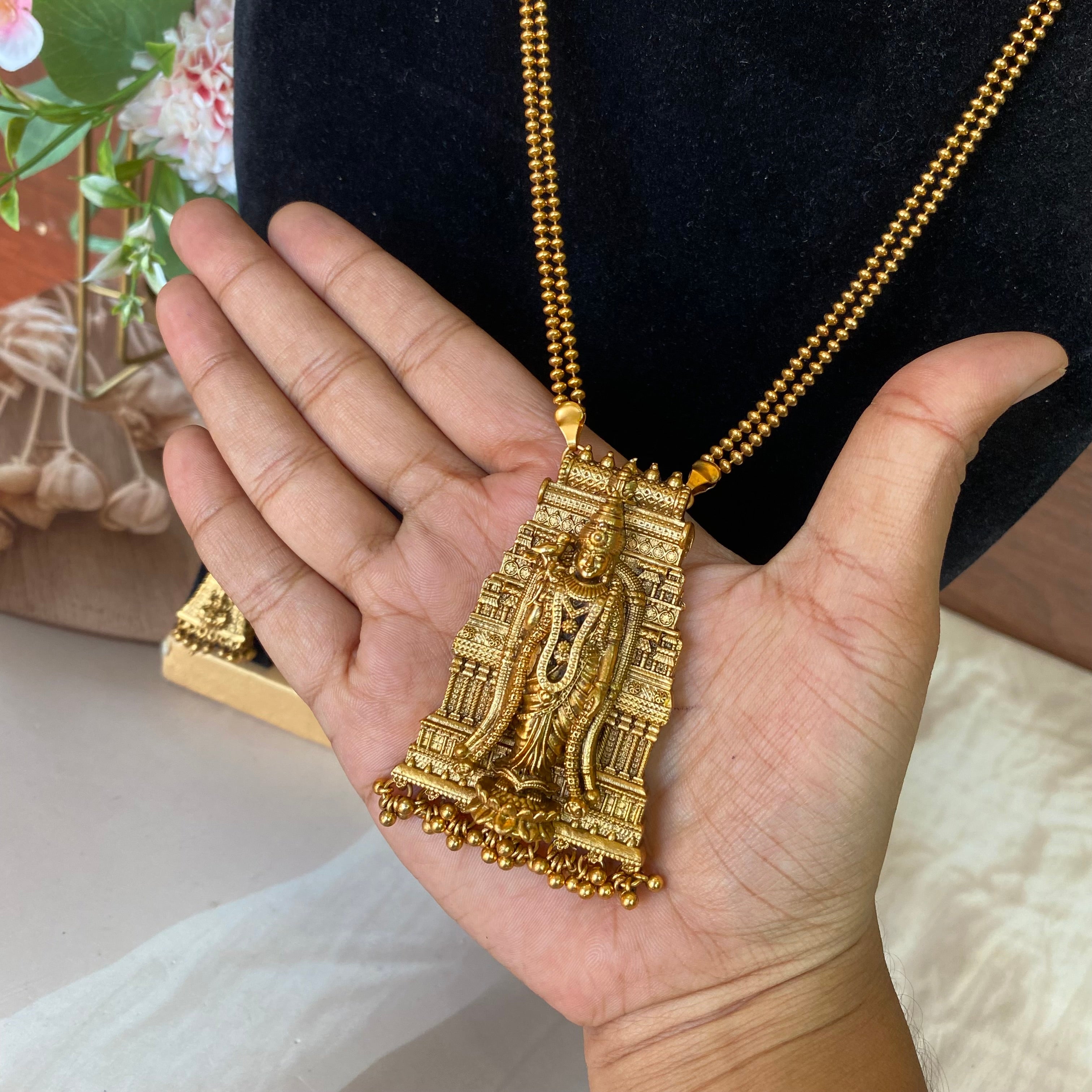 Meenakshi jewelry
