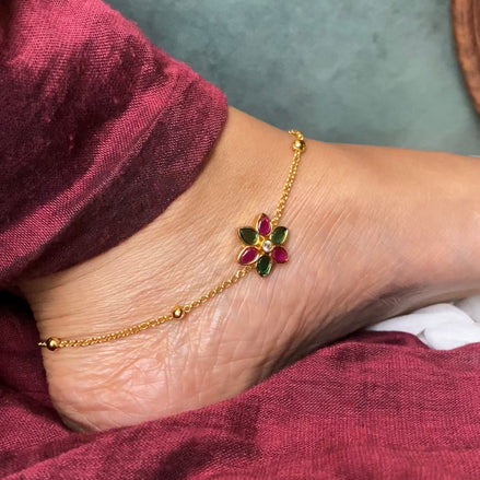Flower anklet