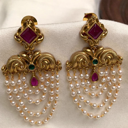 Pearl chandbali