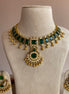 EMERALD CHOKER