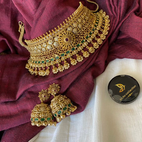 Emerald bridal choker