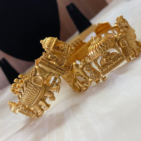 Vivaha bangle