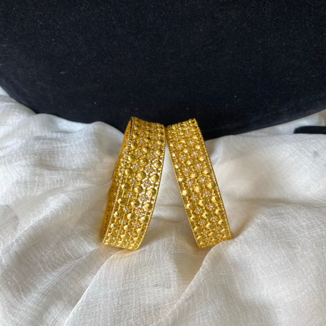 Gold Foaming bangle