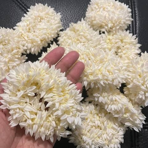 Jasmine scrunchies (Dozen)
