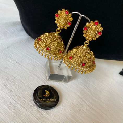 Kolhapuri bridal jumka