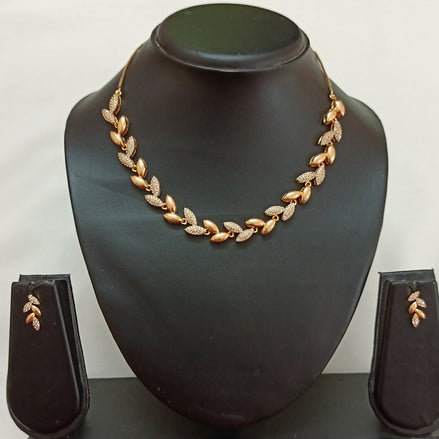 Rose Gold Fancy leaf necklace