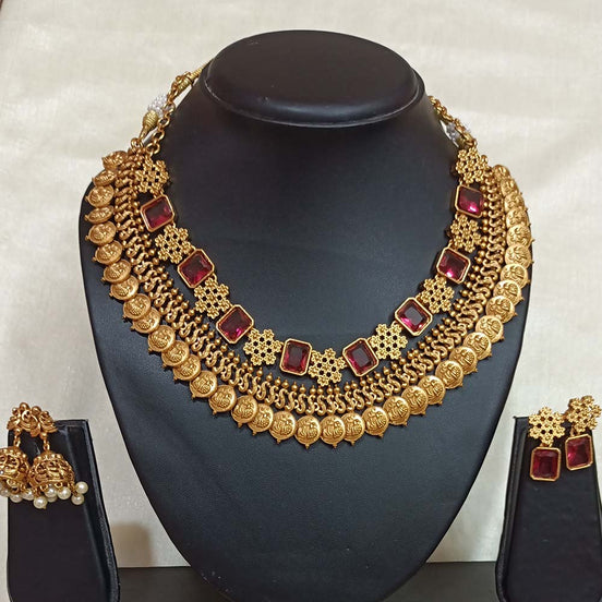 Zara Sufi With Swan Jewelry