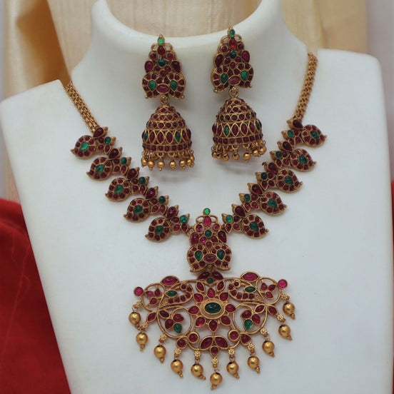 Mango Necklace