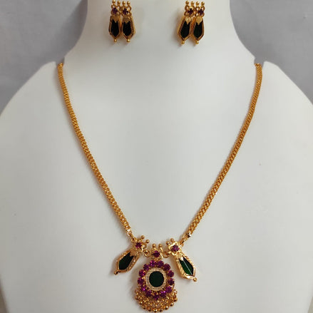 Nagapadam necklace with stud