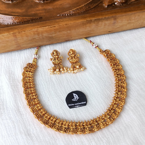 Lakshmi Necklace With Stud