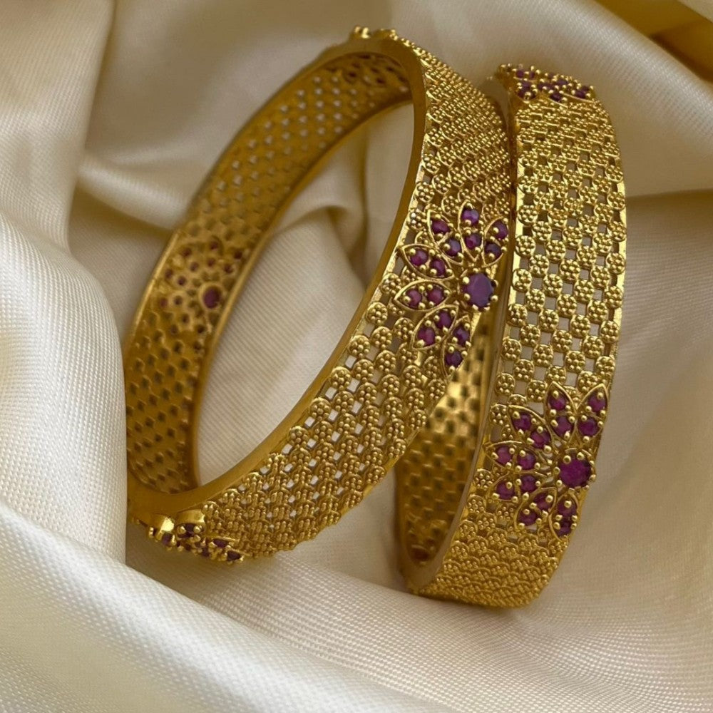 Parvasha bangles
