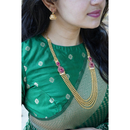 Layer chain with jumka