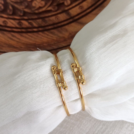 Kids bangle